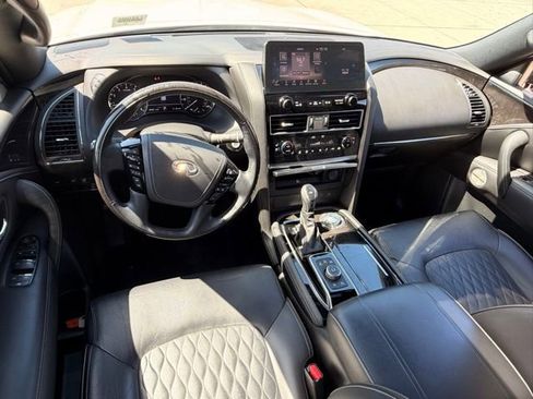 Used 2024 INFINITI QX80 Sensory w/ Cargo Package AWD/4WD image 12