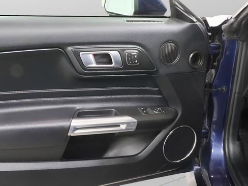 Used 2018 Ford Mustang GT Premium w/ GT Performance Package RWD image 26