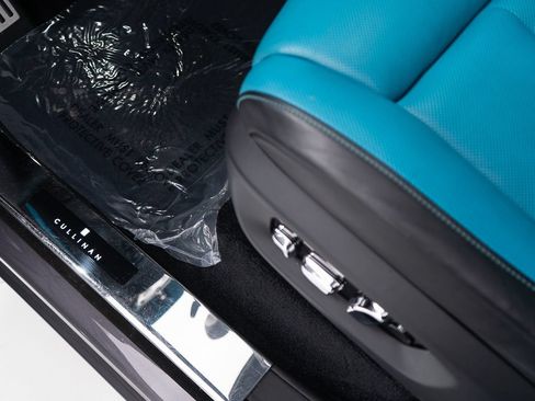 Certified 2024 Rolls-Royce Cullinan w/ Cullinan Package AWD/4WD image 13