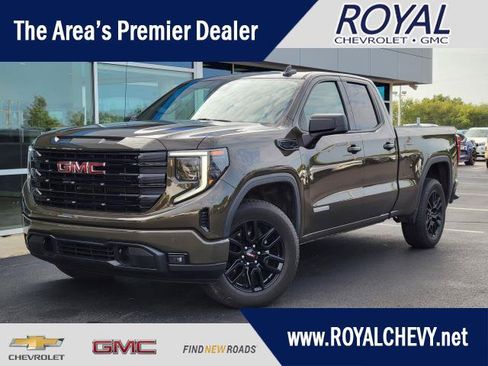 Used 2024 GMC Sierra 1500 Elevation AWD/4WD image 1