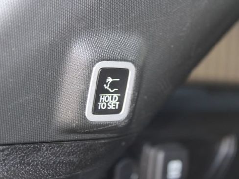 Used 2023 Jeep Grand Cherokee Altitude AWD/4WD image 39