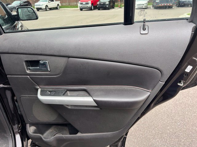Used 2013 Ford Edge SEL FWD image 13