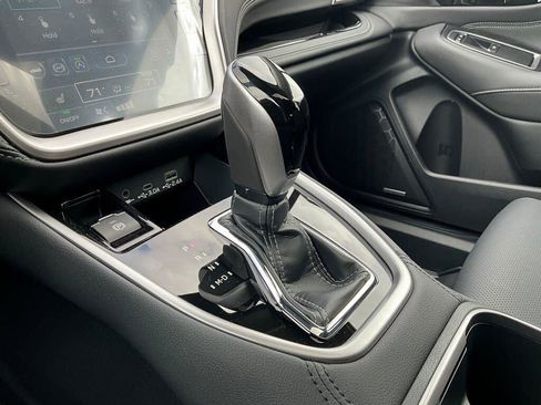 Certified 2025 Subaru Outback Limited image 20