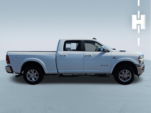 Used 2022 RAM 2500 Laramie w/ Snow Chief Group AWD/4WD image 2
