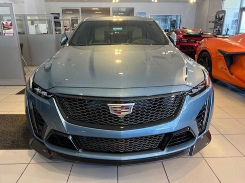 Used 2024 Cadillac CT5 V Blackwing w/ Carbon Fiber Package 2 RWD image 2