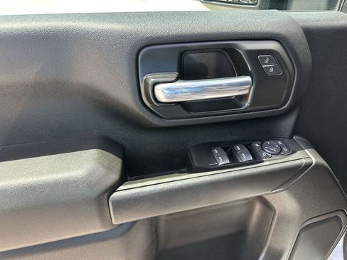 Certified 2025 Chevrolet Silverado 2500 Custom w/ Custom Value Package AWD/4WD image 23