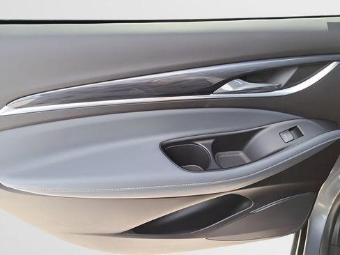 Used 2019 Buick Enclave Premium image 8