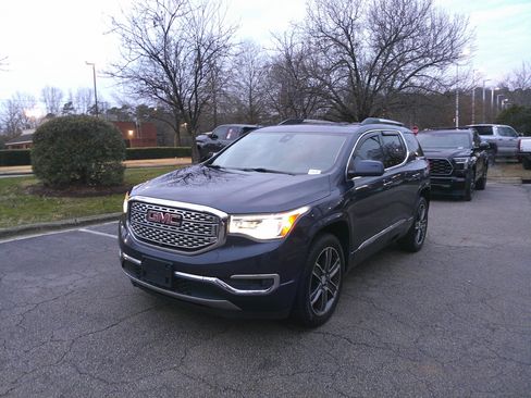 Used 2019 GMC Acadia Denali w/ Technology Package image 6