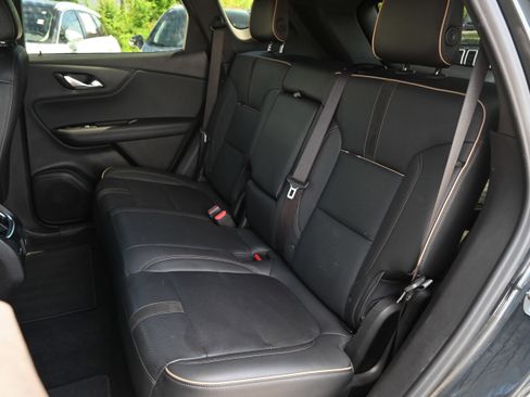 Used 2020 Chevrolet Blazer Premier FWD image 31