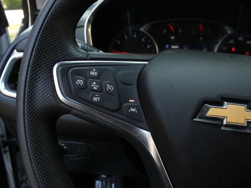 Used 2020 Chevrolet Equinox LT w/ LPO, Floor Liner Package FWD image 28