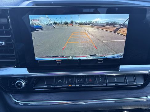 Certified 2023 GMC Sierra 1500 SLT w/ SLT Premium Package image 17