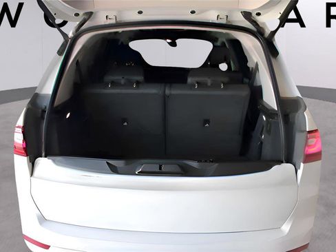 Used 2021 BMW X7 xDrive40i AWD/4WD image 16