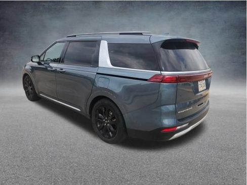 Used 2022 Kia Carnival SX FWD image 7