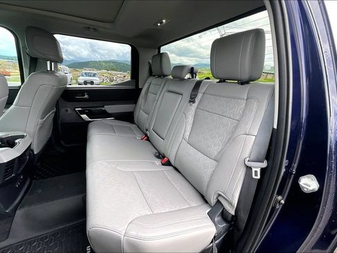 Used 2023 Toyota Tundra Limited AWD/4WD image 27