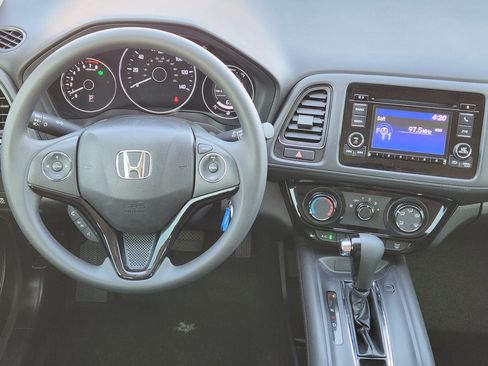Used 2020 Honda HR-V LX image 26