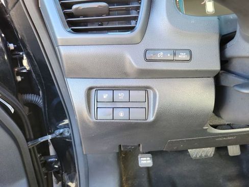 Used 2022 Nissan Leaf S Plus image 14