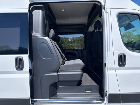 New 2026 RAM ProMaster 1500 w/ Crew Van Package FWD image 13