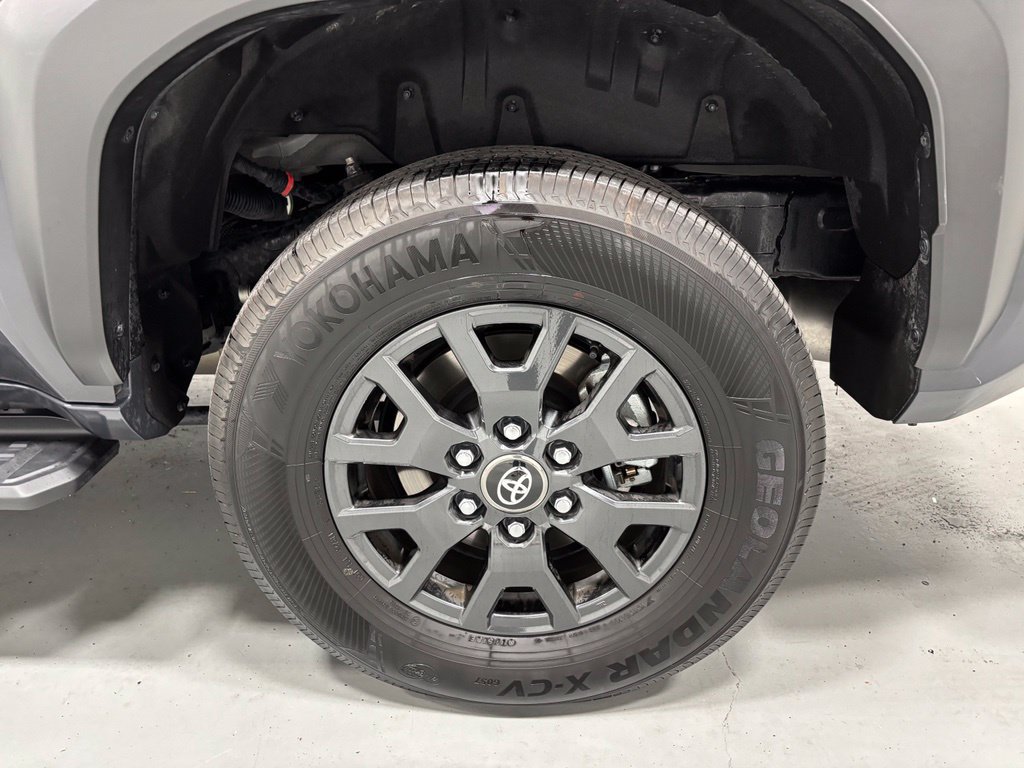 Used 2026 Toyota 4Runner SR5 AWD/4WD image 63