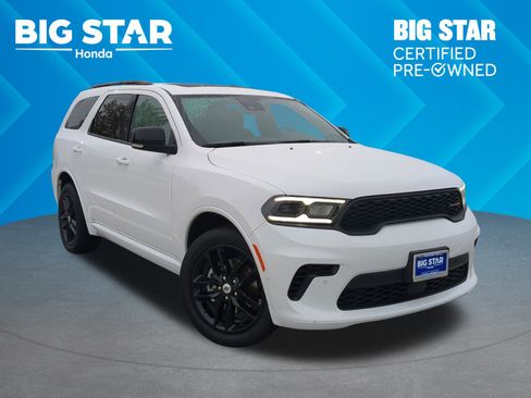 Used 2025 Dodge Durango GT image 1
