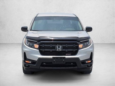 Used 2024 Honda Ridgeline Sport image 2