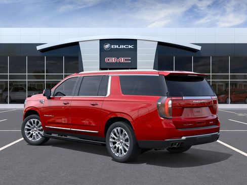New 2026 GMC Yukon XL Denali w/ Sun & Power Step Package AWD/4WD image 3