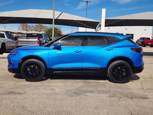 Certified 2024 Chevrolet Blazer RS w/ Driver Confidence II Package image 4