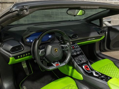 Used 2017 Lamborghini Huracan LP 580-2 RWD image 52