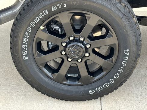 New 2026 RAM 2500 Laramie AWD/4WD image 10