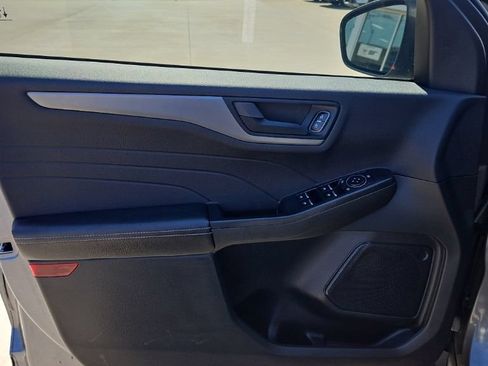 Used 2024 Ford Escape Active w/ Cold Weather Package FWD image 16