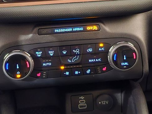 Used 2024 Ford Bronco Sport Outer Banks AWD/4WD image 12