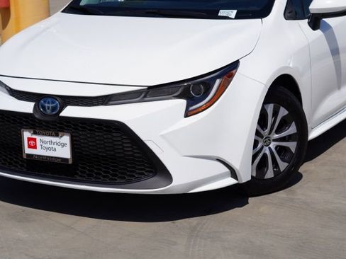 Used 2022 Toyota Corolla LE FWD image 5