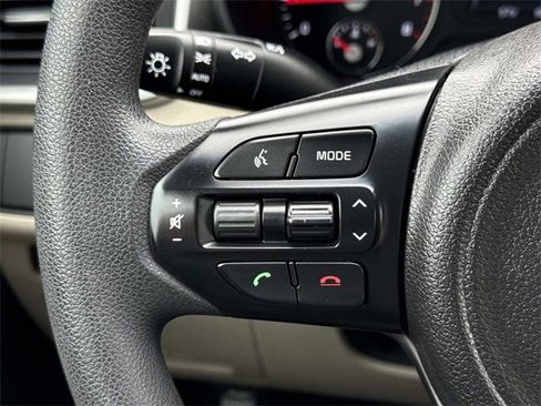 Certified 2018 Kia Sorento LX image 24