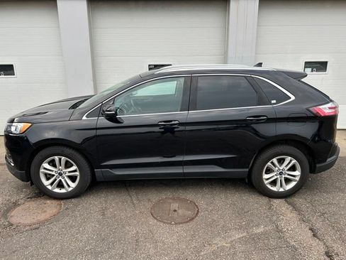 Used 2019 Ford Edge SEL w/ Equipment Group 201A AWD/4WD image 3