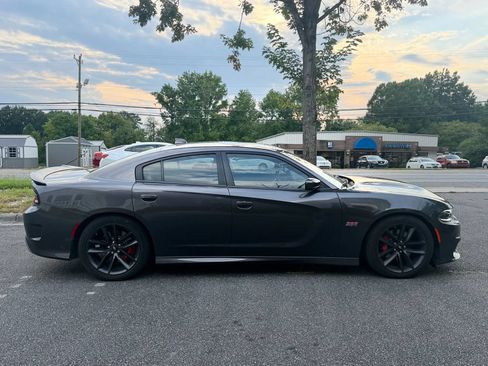 Used 2019 Dodge Charger Scat Pack w/ Plus Group RWD image 7