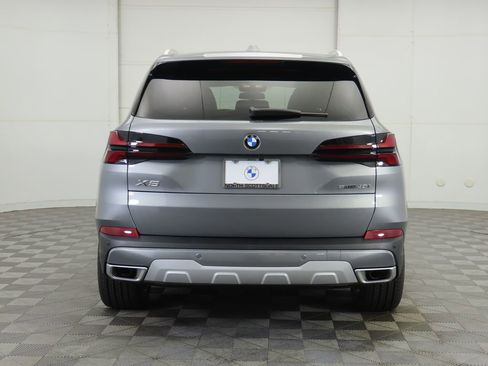 Used 2026 BMW X5 sDrive40i w/ Parking Assistance Package image 7