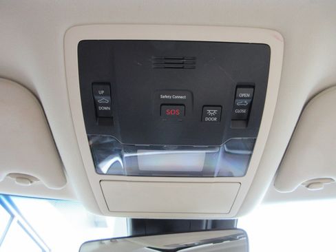 Used 2016 Lexus RX 450h AWD w/ Cold Weather Package image 18