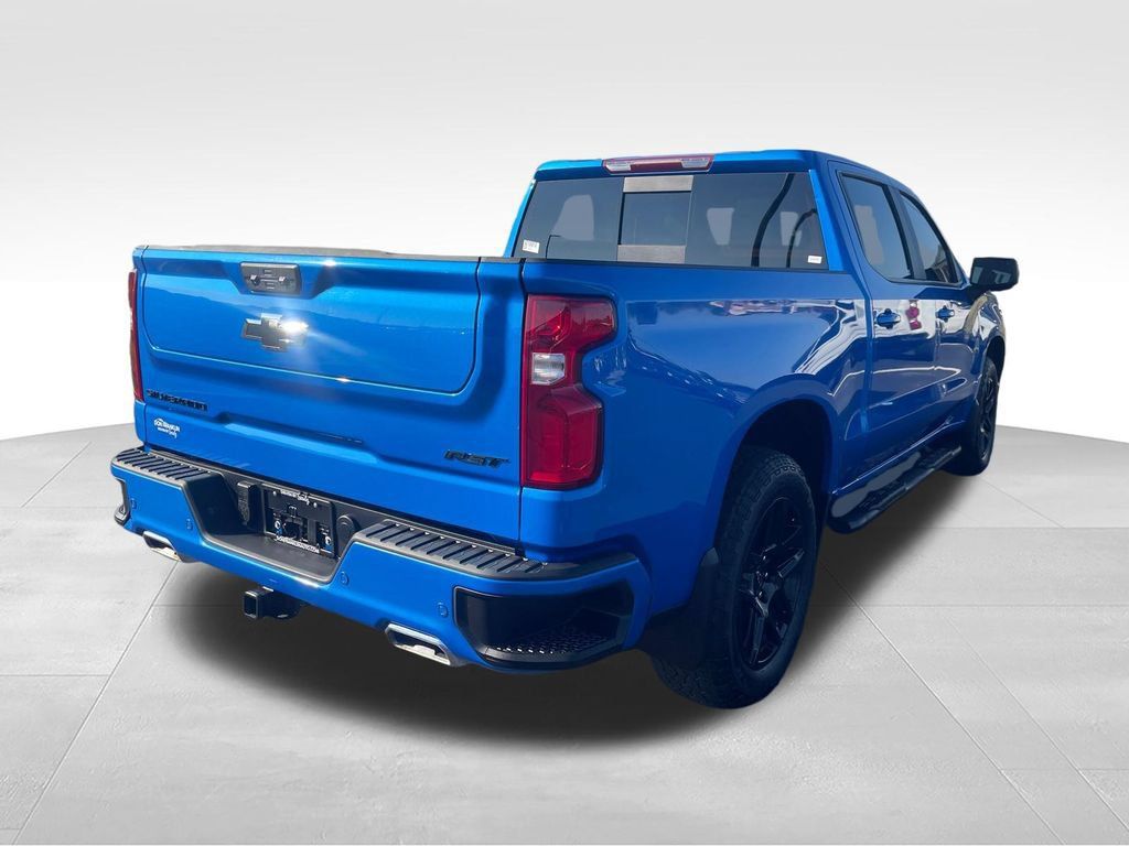 Used 2025 Chevrolet Silverado 1500 RST AWD/4WD image 5