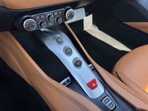 Used 2017 Ferrari California T image 35