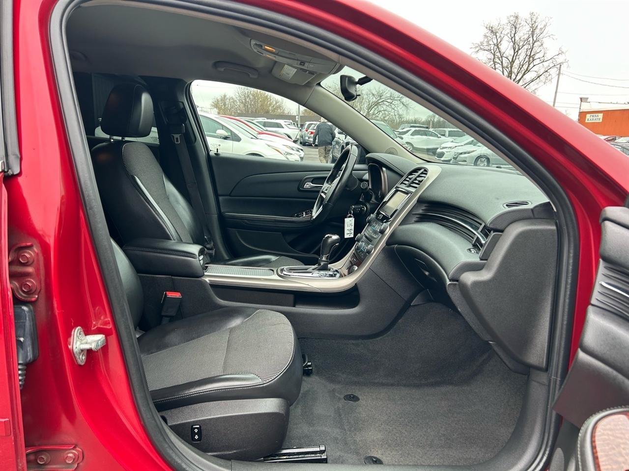 Used 2013 Chevrolet Malibu LT FWD image 13