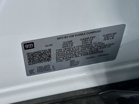 Used 2025 Buick Encore GX Preferred AWD/4WD image 12