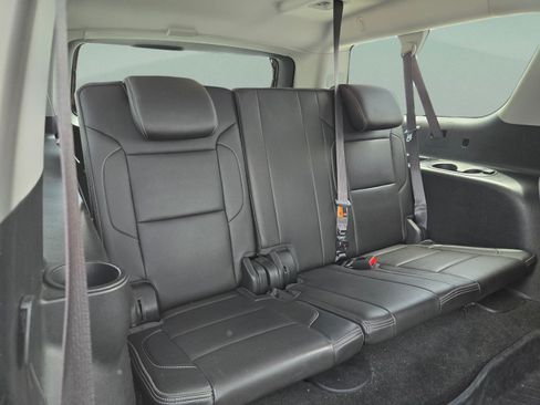 Used 2019 GMC Yukon XL Denali w/ Open Road Package AWD/4WD image 16