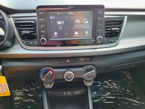 Used 2020 Kia Rio S image 8