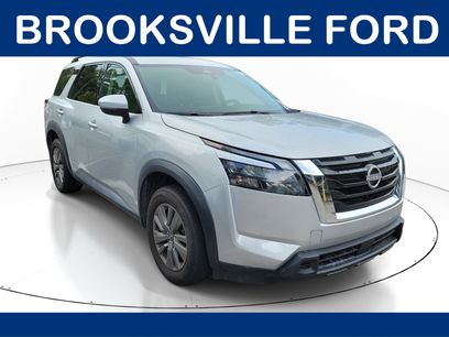 Used 2025 Nissan Pathfinder SV