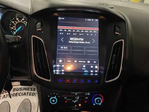 Used 2015 Ford Focus SE w/ Equipment Group 201A image 13