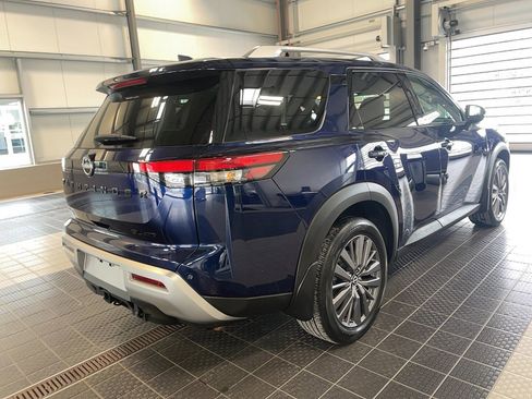 Used 2023 Nissan Pathfinder SL w/ SL Premium Package image 24