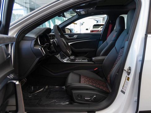 Used 2025 Audi RS 6 performance image 74