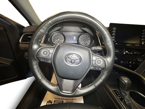 Used 2023 Toyota Camry SE w/ Cold Weather Package AWD/4WD image 12