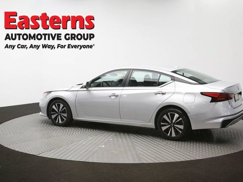 Used 2022 Nissan Altima 2.5 SV FWD image 62