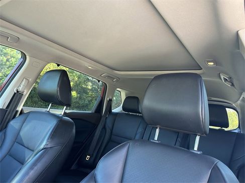 Used 2021 Nissan Rogue SV w/ Premium Package image 31