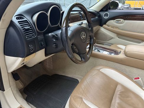 Used 2008 Lexus SC 430 Convertible RWD image 18